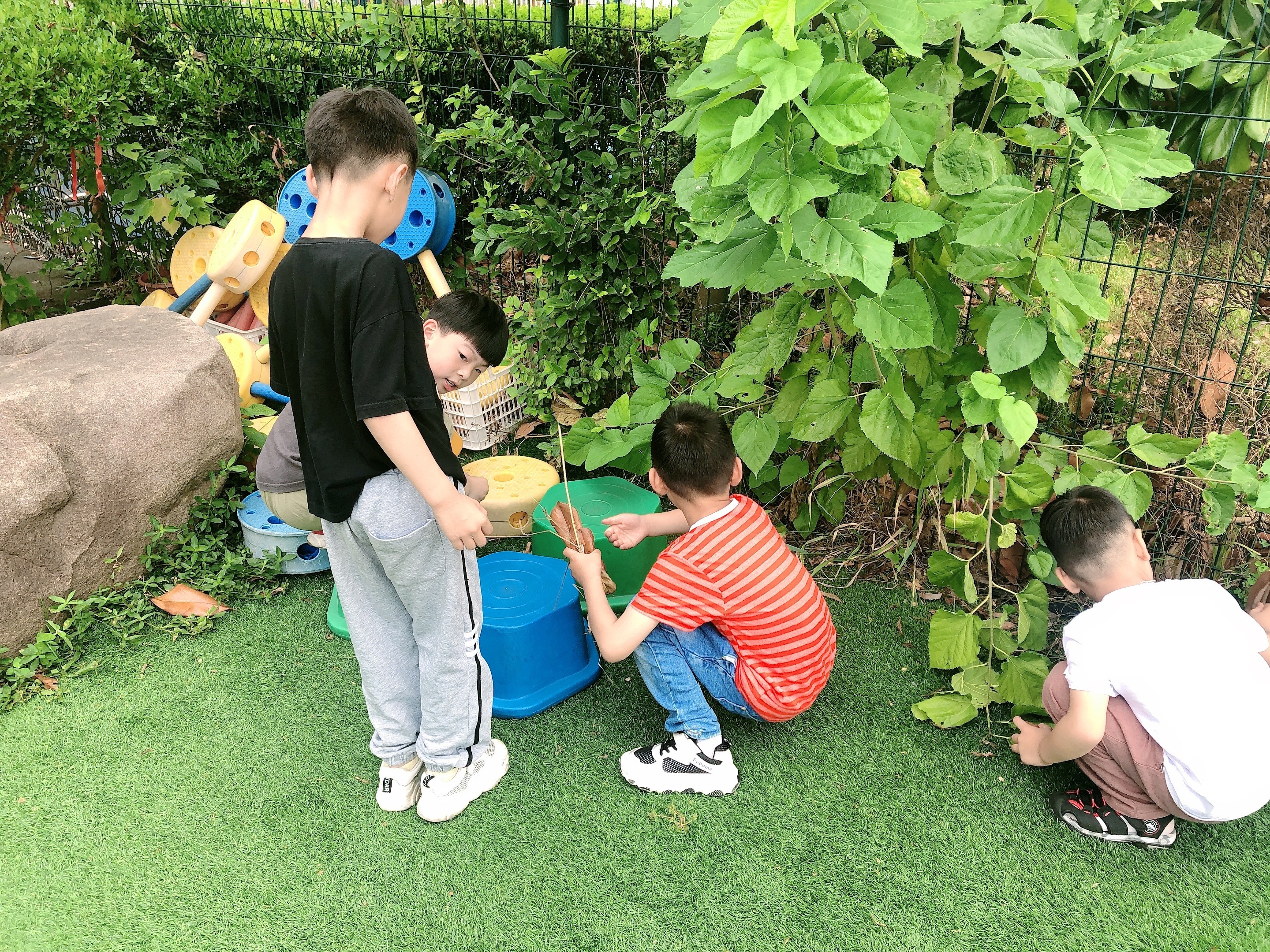 MSCI季检结果公布！老铺黄金(06181)等14只股份获纳入MSCI中国指数