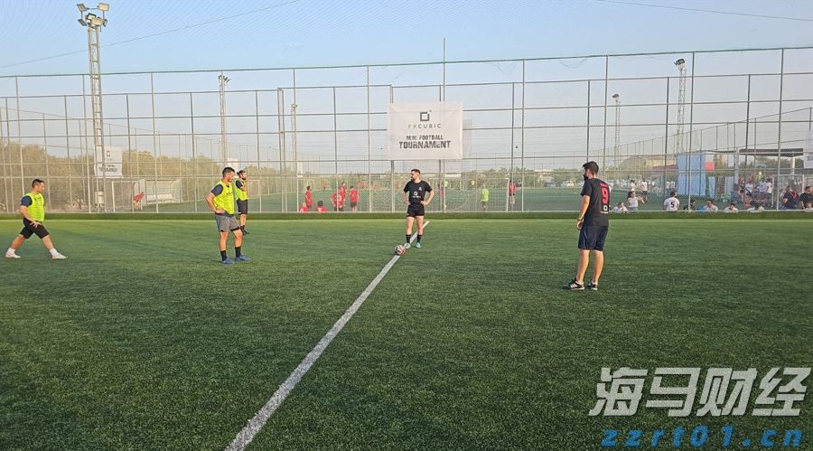 艺术华彩礼赞“百千万工程”！百米长卷亮相汕尾开渔文旅活动现场